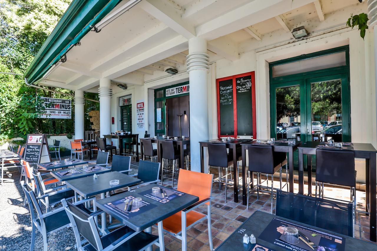 Hotel Le Terminus Villeneuve-sur-Lot Exteriér fotografie